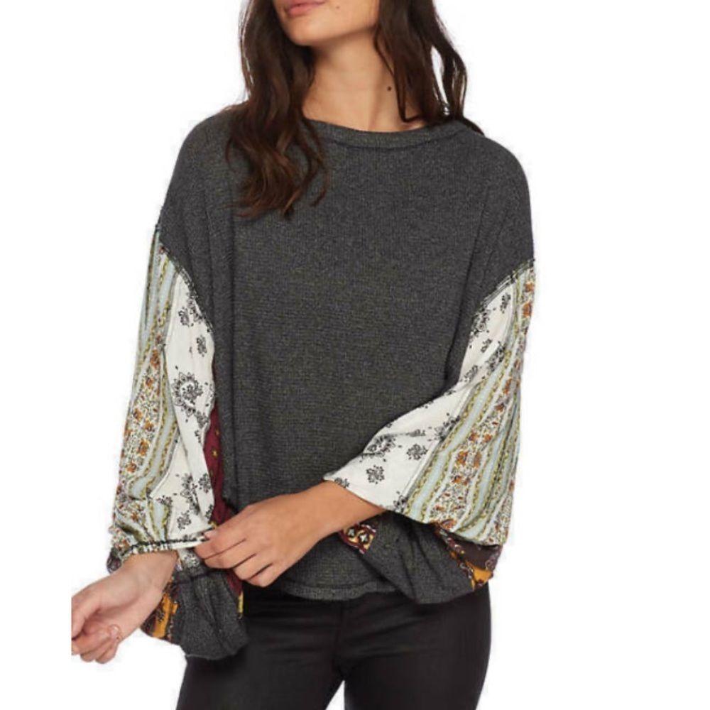 WE THE FREE PEOPLE Blossom Thermal Long Sleeve Size Small (Runs large)